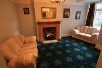 Mid-Terrace House, 3 bedrooms, Freehold