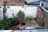 Mid-Terrace House, 3 bedrooms, Freehold