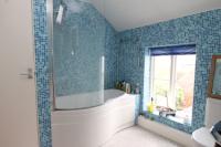 Mid-Terrace House, 3 bedrooms, Freehold