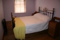 Mid-Terrace House, 3 bedrooms, Freehold