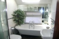 Semi-Detached House, 4 bedrooms, Freehold