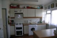 Mid-Terrace House, 3 bedrooms, Freehold