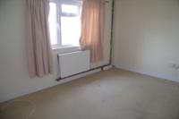 Mid-Terrace House, 3 bedrooms, Freehold