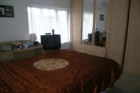 Semi-Detached House, 3 bedrooms, Freehold