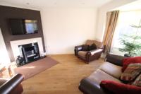 End-of-Terrace House, 3 bedrooms, Freehold