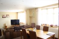 End-of-Terrace House, 4 bedrooms, Freehold