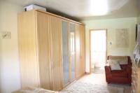 End-of-Terrace House, 4 bedrooms, Freehold