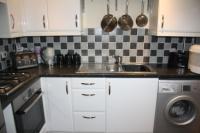 End-of-Terrace House, 3 bedrooms, Freehold