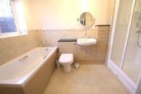 Detached House, 4 bedrooms, Freehold