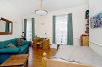 Mid-Terrace House, 5 bedrooms, Freehold