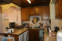 Mid-Terrace House, 3 bedrooms, Freehold