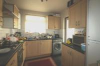 Mid-Terrace House, 3 bedrooms, Freehold