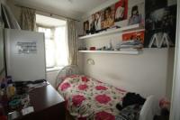 Mid-Terrace House, 3 bedrooms, Freehold