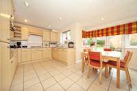 Detached House, 5 bedrooms, Freehold