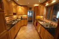 Semi-Detached House, 3 bedrooms, Freehold