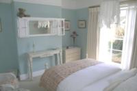 Mid-Terrace House, 2 bedrooms, Freehold