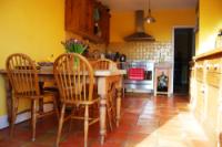 Semi-Detached House, 4 bedrooms, Freehold