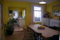 Mid-Terrace House, 3 bedrooms, Freehold
