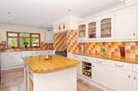 Detached House, 4 bedrooms, Freehold