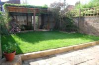 End-of-Terrace House, 4 bedrooms, Freehold