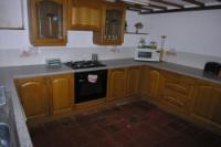Mid-Terrace House, 3 bedrooms, Freehold