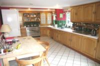 Semi-Detached House, 3 bedrooms, Freehold
