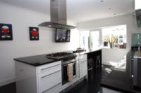 Detached House, 4 bedrooms, Freehold