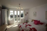 Flat / Apartment, 2 bedrooms, Freehold