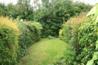 Mid-Terrace House, 2 bedrooms, Freehold