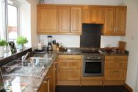 Semi-Detached House, 3 bedrooms, Freehold