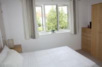 Semi-Detached House, 3 bedrooms, Freehold