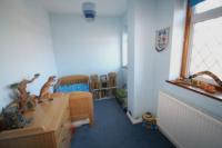 Semi-Detached House, 4 bedrooms, Freehold