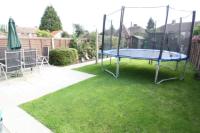 Semi-Detached House, 3 bedrooms, Freehold