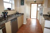Semi-Detached House, 3 bedrooms, Freehold