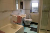 Detached House, 4 bedrooms, Freehold