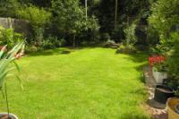 Mid-Terrace House, 4 bedrooms, Freehold