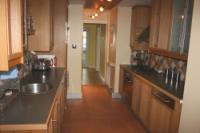 Semi-Detached House, 4 bedrooms, Freehold