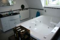 End-of-Terrace House, 5 bedrooms, Freehold