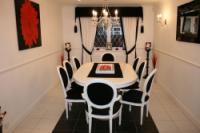 Detached House, 6 bedrooms, Freehold