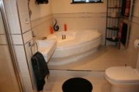 Detached House, 6 bedrooms, Freehold
