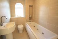 Detached House, 4 bedrooms, Freehold