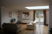 Semi-Detached House, 5 bedrooms, Freehold
