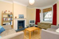Mid-Terrace House, 3 bedrooms, Freehold