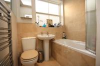 Flat / Apartment, 3 bedrooms, Leasehold