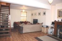 Mid-Terrace House, 3 bedrooms, Freehold