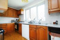 Semi-Detached House, 3 bedrooms, Freehold