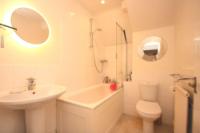 Flat / Apartment, 2 bedrooms, Leasehold