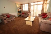 Mid-Terrace House, 4 bedrooms, Freehold