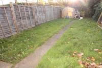 Mid-Terrace House, 4 bedrooms, Freehold