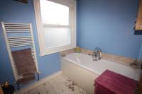 Mid-Terrace House, 3 bedrooms, Freehold